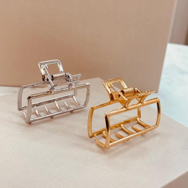 PRENDEDOR DE CABELO RETANGULO VAZADO