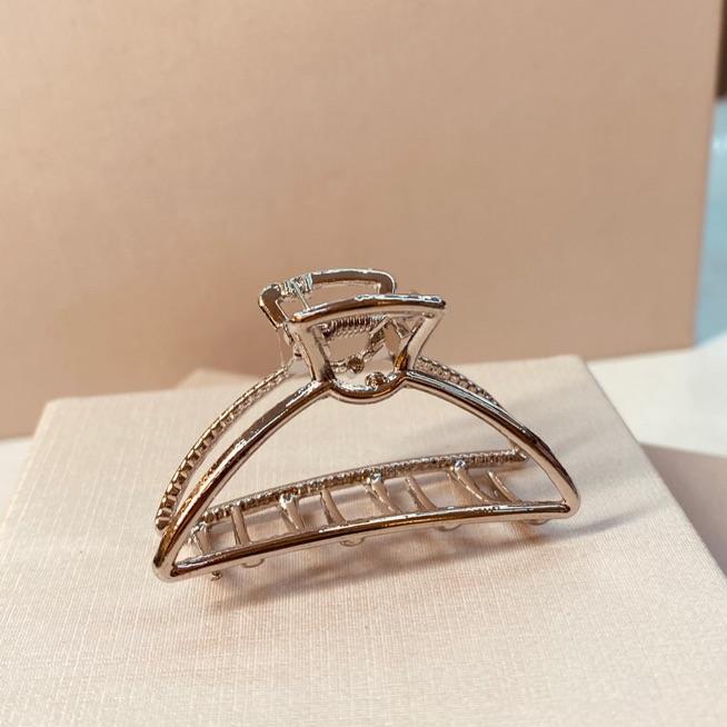 PRENDEDOR PRATA MINIMALISTA