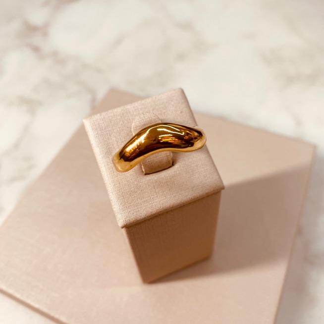 AN OURO ONDULADO LISO