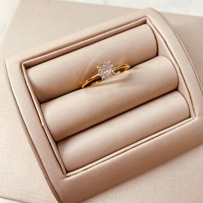 AN OURO SOLITÁRIO CAIXA BAIXA 6MM