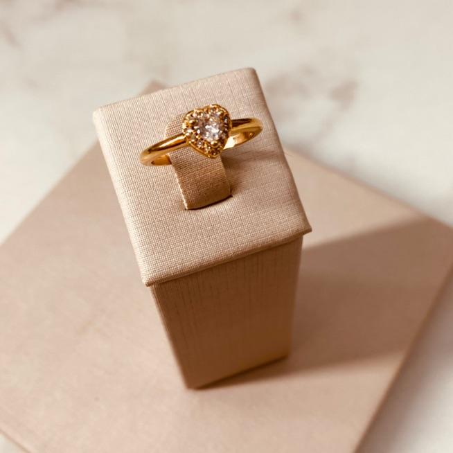 AN OURO SOLITÁRIO CORAÇÃO CAIXA ALTA ZIRCONIA EM VOLTA