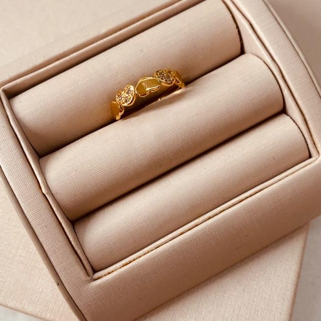 AN OURO 3 CORAÇÃO LISO E 2 CRAVEJADO