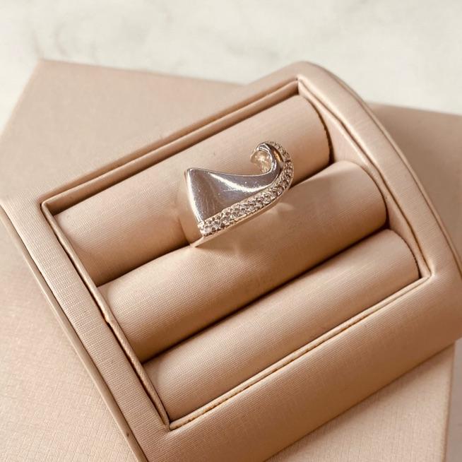 AN PRATA ONDA ORGANICA LISO CRAVEJADO