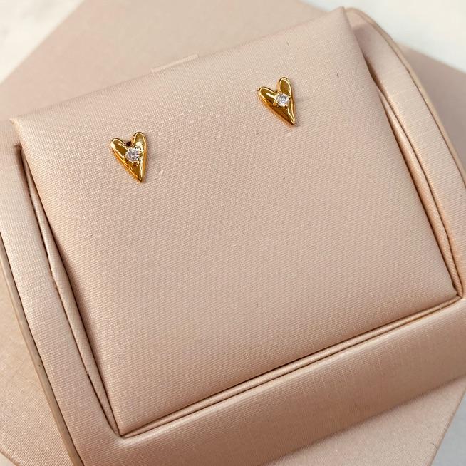 BR OURO CORAÇÃO E PONTO DE LUZ AO CENTRO