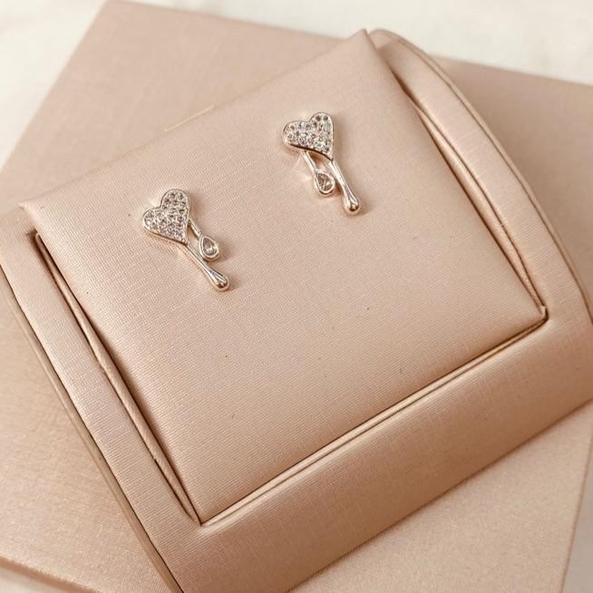 BR PRATA CORAÇÃO AQUA MICROCRAVEJADO P