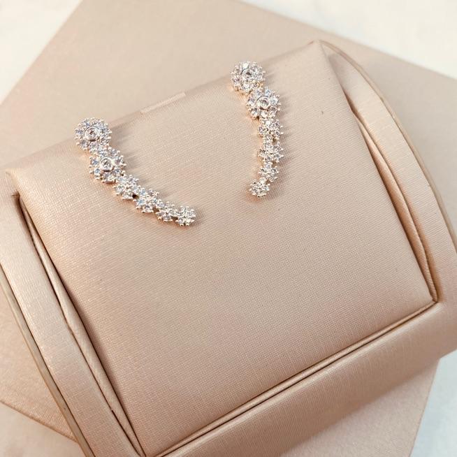 BR PRATA EARCUFF FLORES