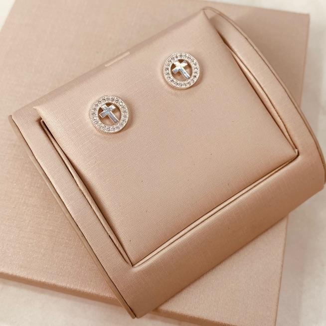 BR PRATA REDONDO CRUZ MICROCRAVEJADO