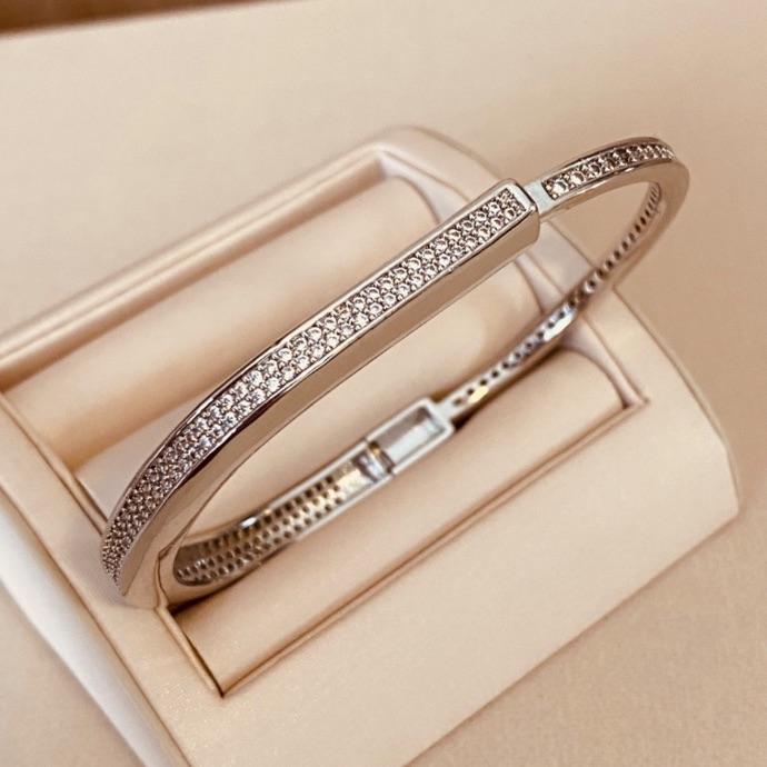 BRAC PRATA INSPIRAÇÃO TIFF FINO