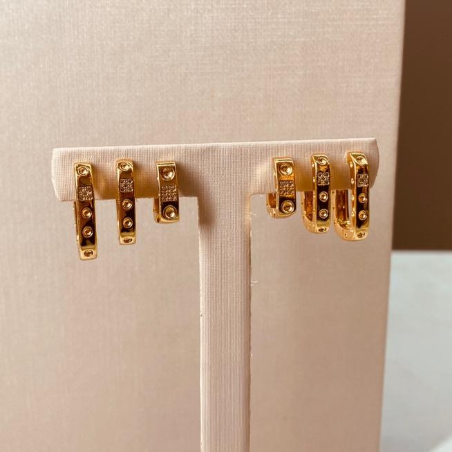 TR OURO ARGOLA RETANGULAR CARTIER