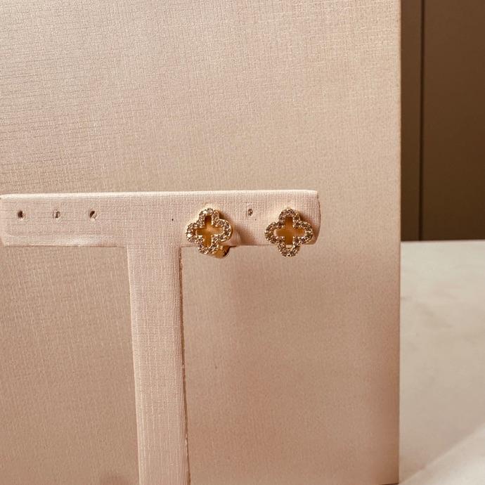 BR OURO ARGOLA VAN CLEEF VAZADO MICRO CRAVEJADO