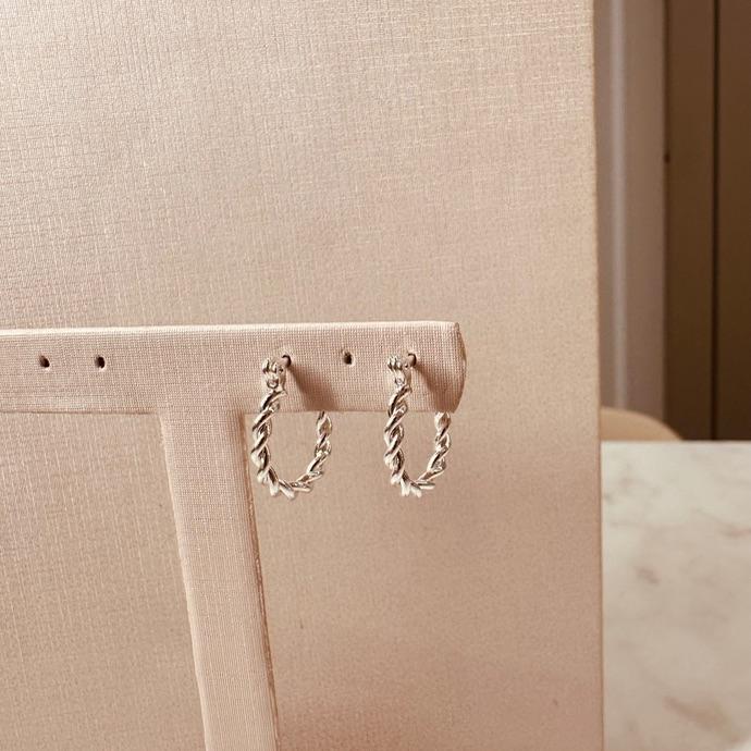 BR PRATA ARGOLA TRANÇADA FINA P