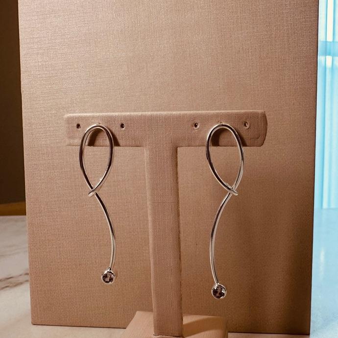 BR PRATA NÓ E ZIRCONIA NA PONTA