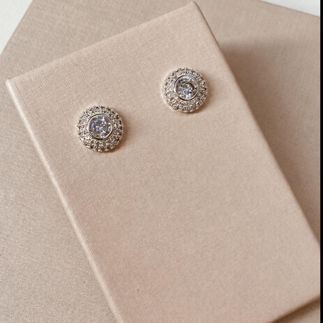 BR PRATA PONTEIRA ZIRCONIA REDONDA E MICRO CRAVEJADA